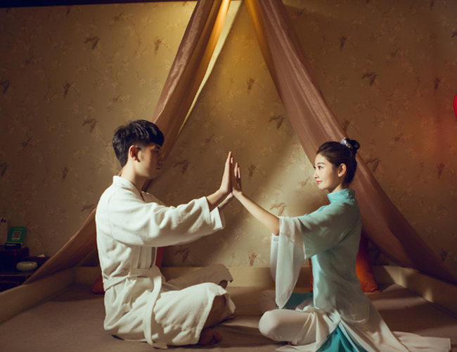 成都锦江水疗与创造力：当大脑在漂浮中重启